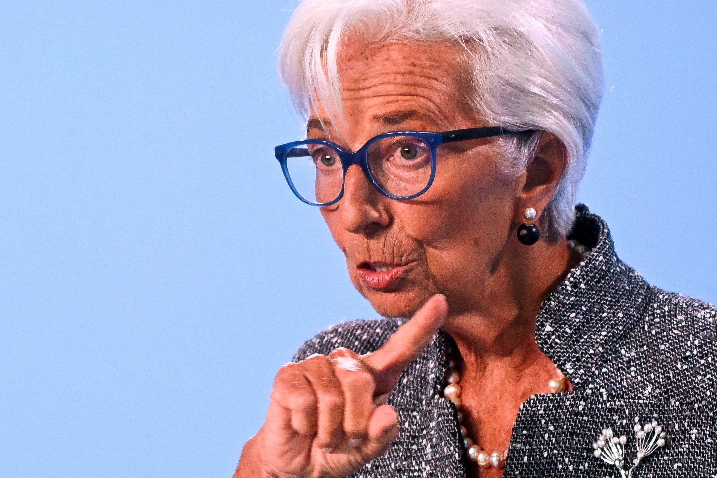 FILE PHOTO: European Central Bank (ECB) President Christine Lagarde speaks to reporters following the Governing Council's monetary policy meeting in Frankfurt, Germany September 12, 2024. REUTERS