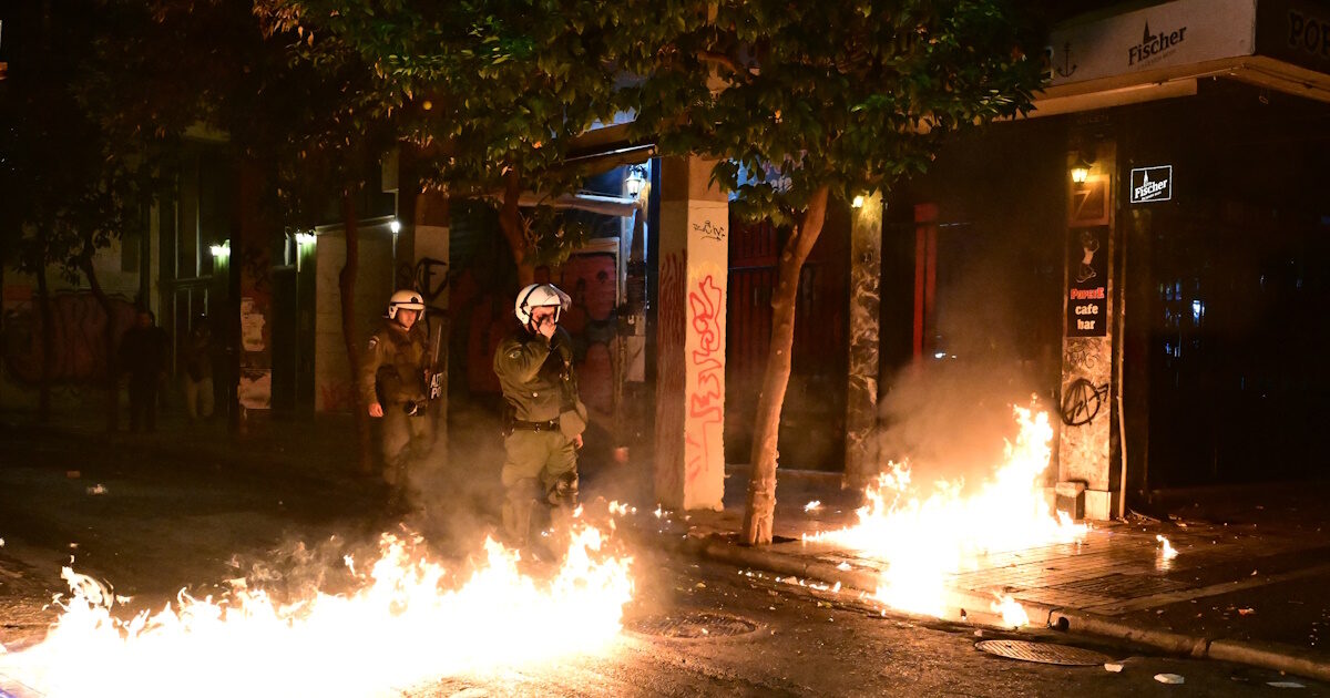 Alexandros Grigoropoulos: Free with restrictive conditions those arrested from the incidents in the march for his memory