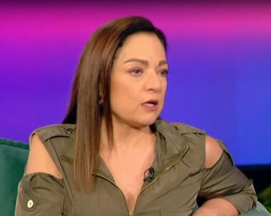 Ελένη Καρακάση: «Έχω πια μια ασθένεια, δεν δέχομαι να περνάω τη ζωή μου με πόνο»