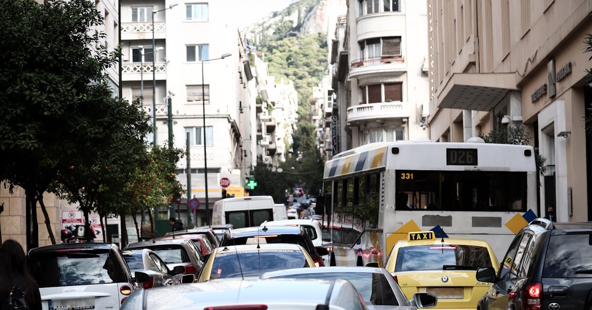 Traffic on the streets: Traffic jams in Kifisso, Kifissias and Attiki Odos