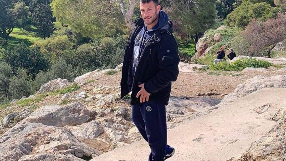 Θρήνος στα Κύθηρα για τον πρόεδρο της τοπικής κοινότητας Καραβά, Κοσμά Τζωρτζόπουλου, που αυτοκτόνησε στα 30 του μόλις χρόνια