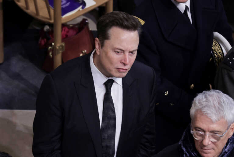 Elon Musk at Notre-Dame de Paris – Impressed by the renovated church