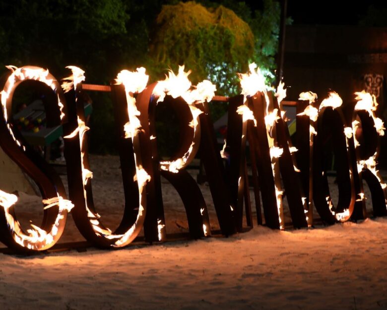 Survivor: Το ριάλιτι επιβίωσης επιστρέφει με το «Αθηναίοι vs Επαρχιώτες»