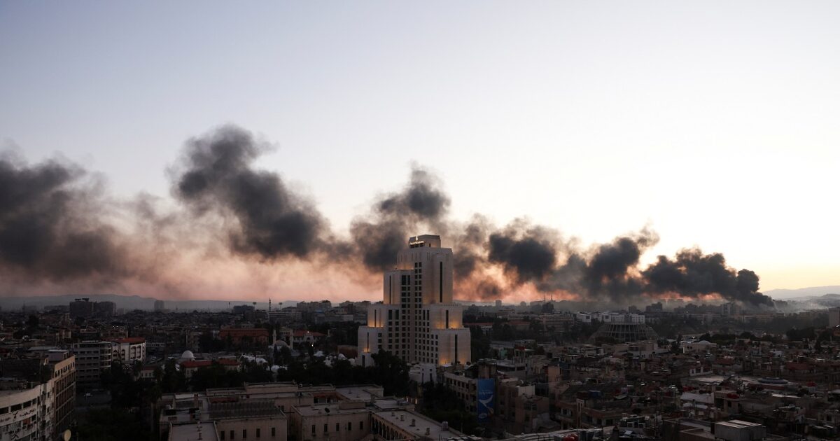Syria: More than 900 dead since the beginning of the uprising that led to the fall of Assad