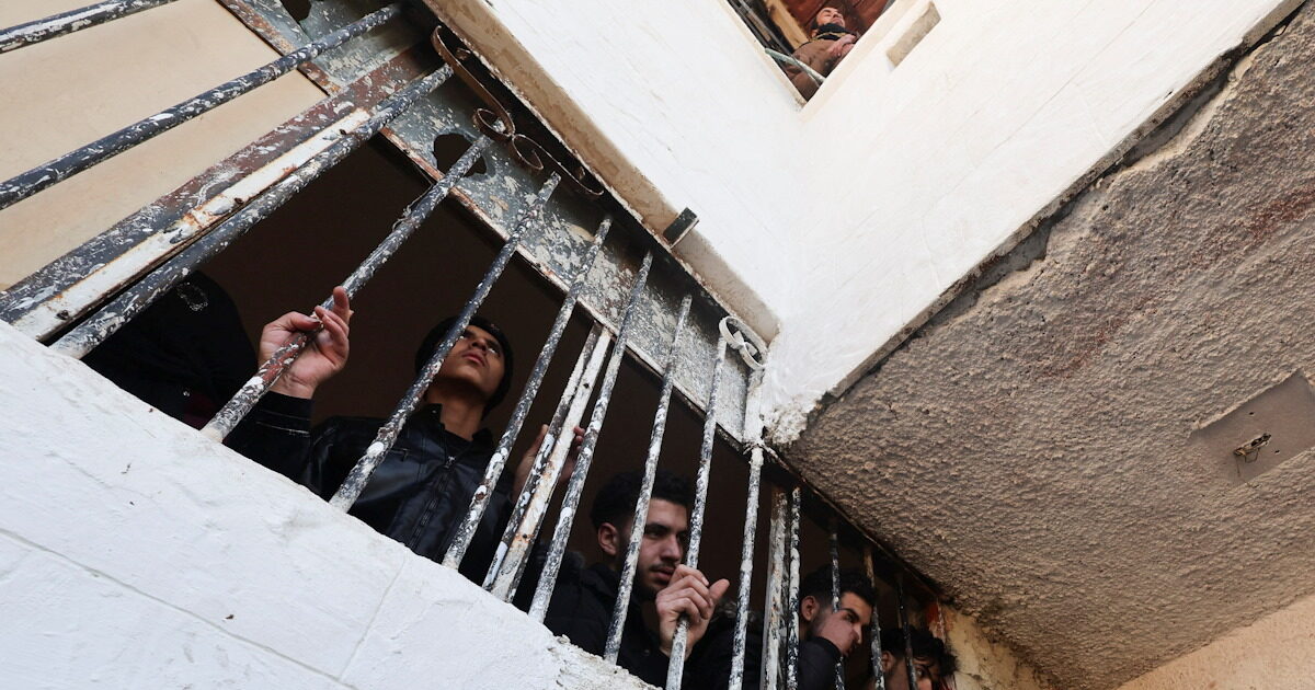 Syria: Rebels found bodies with signs of horrific torture – Will publish list of torturers
