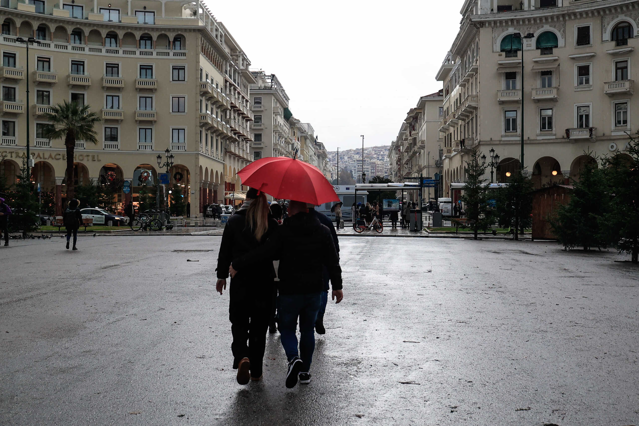 Βροχή στην Θεσσαλονίκη, Σάββατο 30 Νοεμβρίου 2024. 
(ΓΙΩΡΓΟΣ ΚΟΝΤΑΡΙΝΗΣ