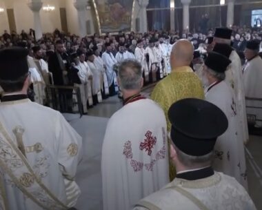 Στον Καθεδρικό Ναό στα Τίρανα το σκήνωμα του Αρχιεπισκόπου Αναστάσιου – Σε λαϊκό προσκύνημα έως την Πέμπτη