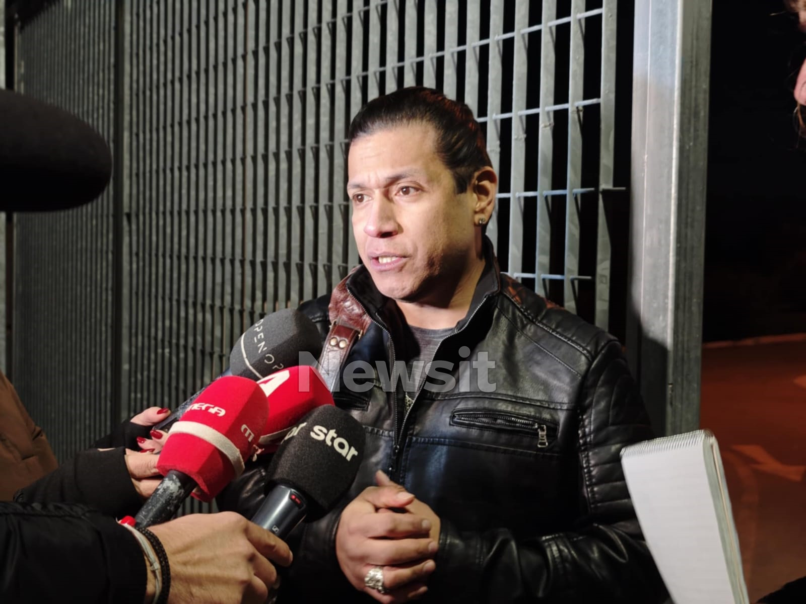 Ο Ρούντι Γιάνγκλμπλαντ κατηγορεί την αστυνομία για κατάχρηση εξουσίας – «Κουβαλούσα μαχαίρι για να ξύνω μολύβια»