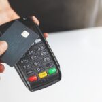 ΑΑΔΕ: Σαφάρι σε όσες επιχειρήσεις δεν έχουν διασυνδέσει τα POS και τις ταμειακές