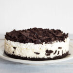 Cheesecake Oreo με επικάλυψη γκανάς λευκής σοκολάτας