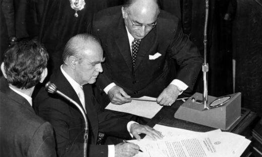 Ο Κωνσταντίνος Καραμανλής με τον Κωνσταντίνο Τσάτσο