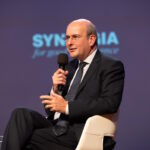 Χατζηδάκης: Νέες μειώσεις φόρων το 2025 φέρνει το υπερπλεόνασμα του 2024