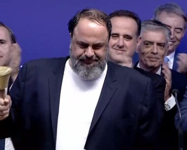 Η Alter Ego Media επίσημα στο Χρηματιστήριο Αθηνών: Ο Βαγγέλης Μαρινάκης χτύπησε το καμπανάκι για την έναρξη της διαπραγμάτευσης