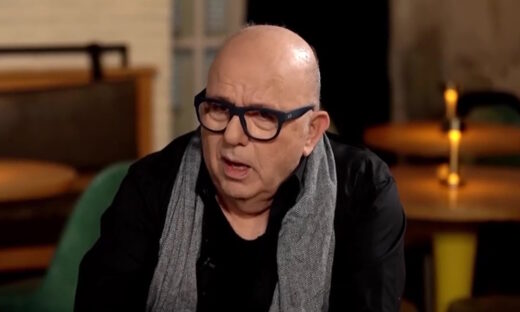 Νίκος Μουρατίδης: Η Άντζυ Σαμίου τραγούδησε το “Διθέσιο” χωρίς εσώρουχο