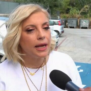 Νάνσυ Νικολαΐδου: «Την Ευλαμπία Ρέβη την κυνηγάει η εικόνα ότι έχει κάνει κάποια συμπεριφορικά ατοπήματα»