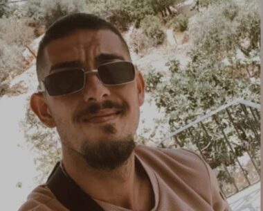 Χανιά: «Σήμερα θα πάνε τον φίλο τους στο μνήμα και σε 5 μέρες θα είναι στα μπαράκια», λέει ο πατέρας του 22χρονου Παναγιώτη