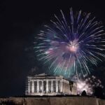 Πυροτεχνήματα πάνω από την Ακρόπολη στην υποδοχή του νέου χρόνου στην Αθήνα, Κυριακή 31 Δεκεμβρίου 2023.
(ΜΙΧΑΛΗΣ ΚΑΡΑΓΙΑΝΝΗΣ