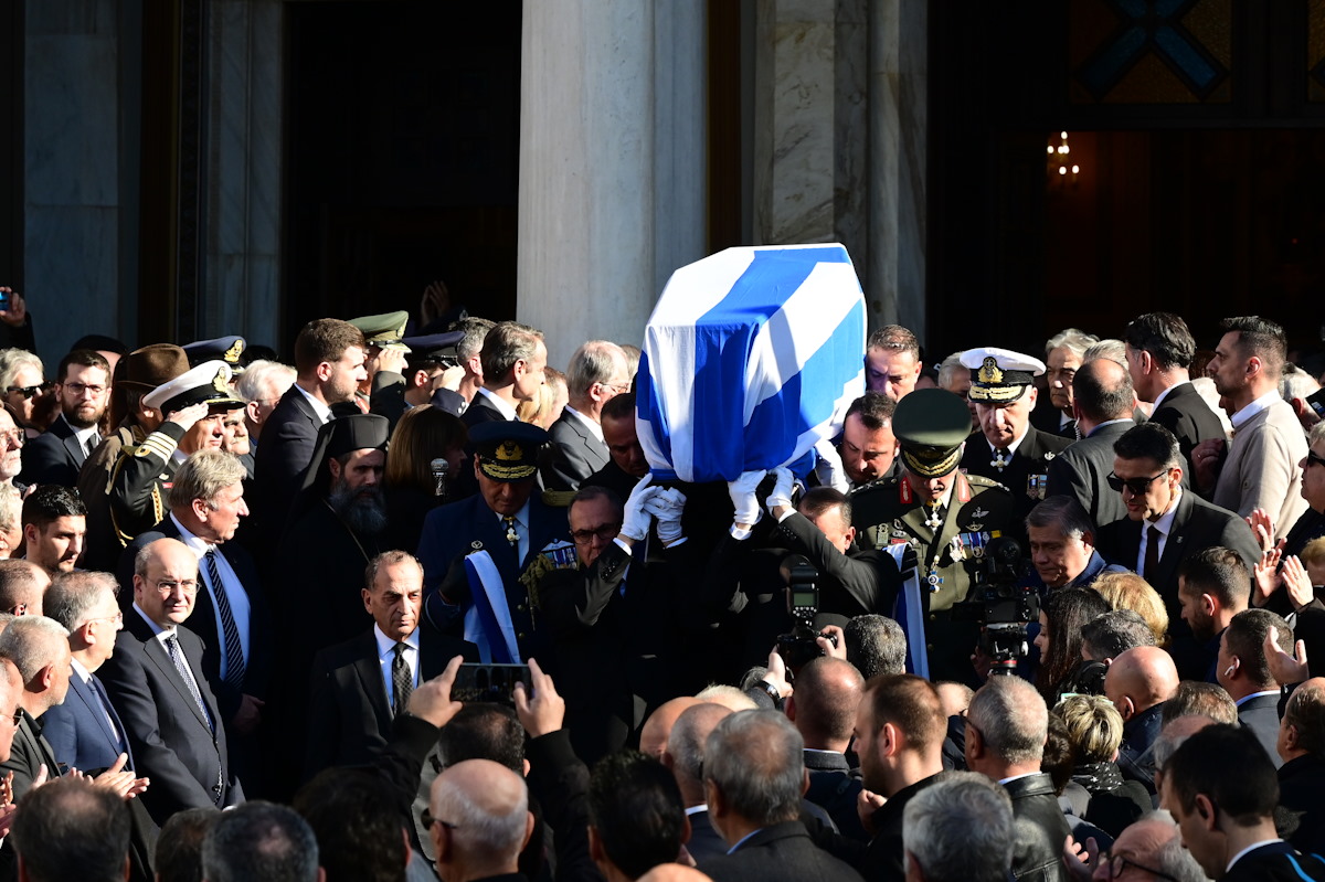 Κηδεία του πρώην Πρωθυπουργού και προέδρου του ΠΑΣΟΚ Κώστα Σημίτη στην Μητρόπολη Αθηνών, Πέμπτη 9 Ιανουαρίου 2024. Ο Κώστας Σημίτης απεβίωσε σε ηλικία 88 ετών, τις πρώτες πρωινές ώρες της Κυριακής 05
(ΜΙΧΑΛΗΣ ΚΑΡΑΓΙΑΝΝΗΣ