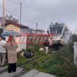 Πάτρα: Τρένο συγκρούστηκε με αυτοκίνητο – Με ελαφρά τραύματα ο οδηγός