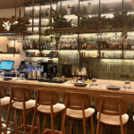 Yphes Restaurant: Το γευστικό καταφύγιο της οδού Κτενά