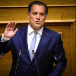 Ο Άδωνις Γεωργιάδης στο βήμα της Βουλής στη συζήτηση του νομοσχεδίου του Υπουργείου Υγείας «Αναμόρφωση του Εθνικού Συστήματος Τραύματος»