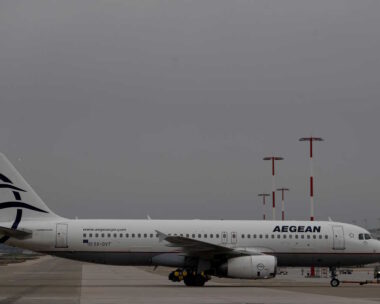 Αεροσκάφος της Aegean στην πίστα του «Ελευθέριος Βενιζέλος»