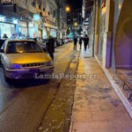 Λαμία: Αυτοκίνητο εμβόλισε άλλο και το έστειλε σε βιτρίνα μαγαζιού