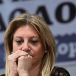 Η Μαρία Καρυστιανού στην εκδήλωση στο Ασκληπιείο Βούλας για τα δύο χρόνια από την τραγωδία των Τεμπών