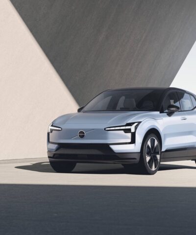 Volvo_EX30_SUV