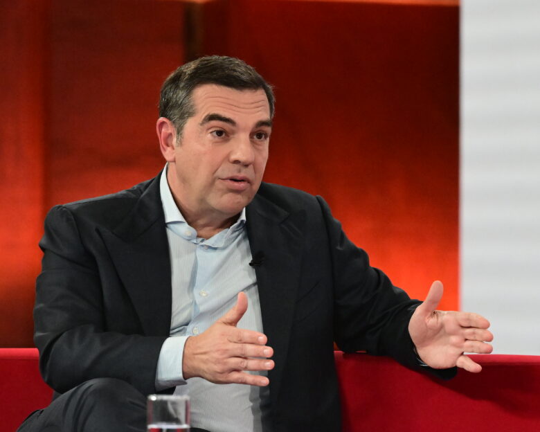 Τσίπρας: Βλέπουμε τους Ευρωπαίους ηγέτες να συμπεριφέρονται ως οι γελωτοποιοί του βασιλιά