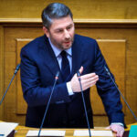 Ο Νίκος Ανδρουλάκης στη Βουλή 
(ΓΙΩΡΓΟΣ ΚΟΝΤΑΡΙΝΗΣ