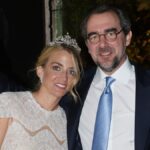 Χρυσή Βαρδινογιάννη – Νικόλαος Ντε Γκρες: Οι φωτογραφίες από την γαμήλια δεξίωση στον Πειραιά και το κρητικό γλέντι