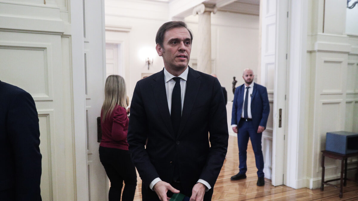 Ο Δημήτρης Μάντζος