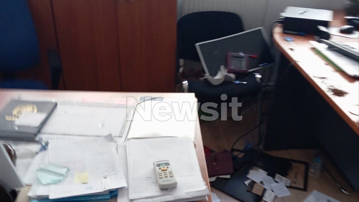 Επίθεση στα γραφεία του βουλευτή της ΝΔ Φάνη Παππά στη Θεσσαλονίκη