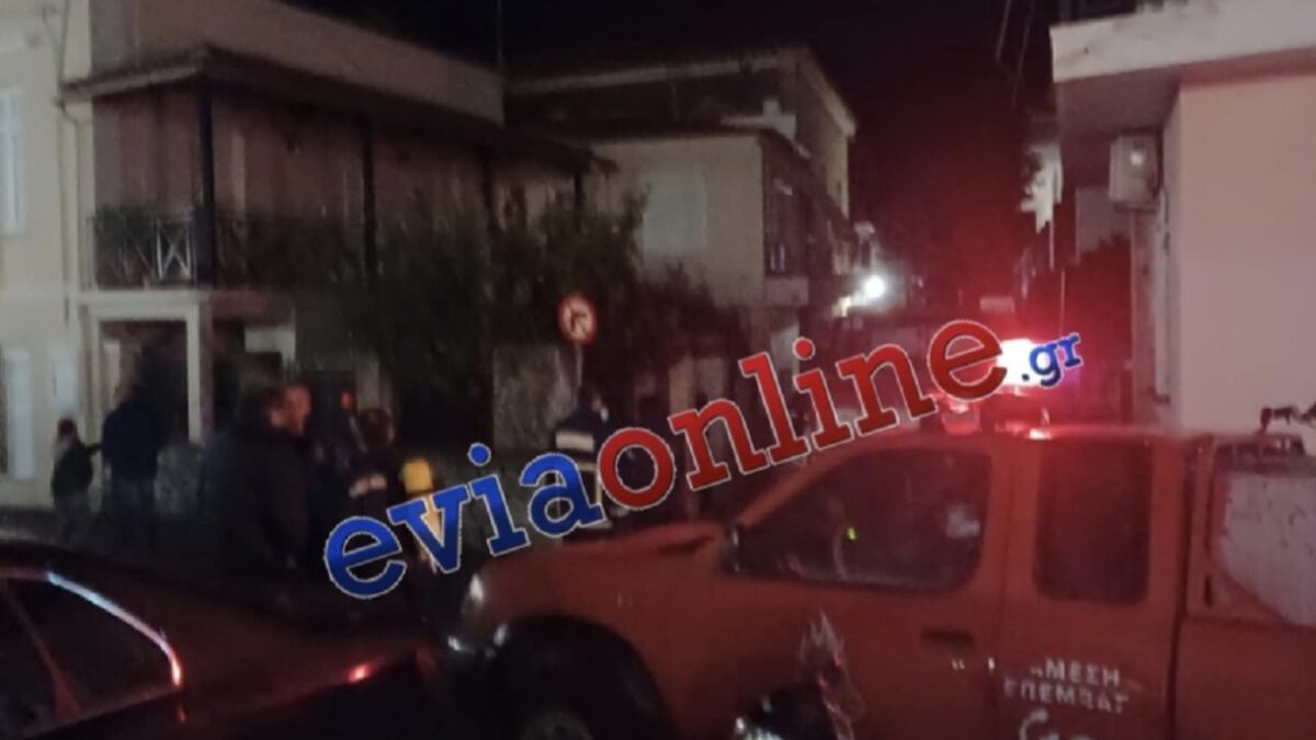 Πυροσβεστικό στο σημείο της φωτιάς