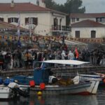 Aλευρομουτζουρώματα την Καθαρά Δευτέρα στο Γαλαξίδι