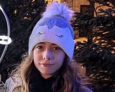 H 11χρονη Louise Lasalle, Πηγή φωτογραφίας