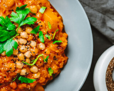 Vegan curry με ρεβύθια και γλυκοπατάτες