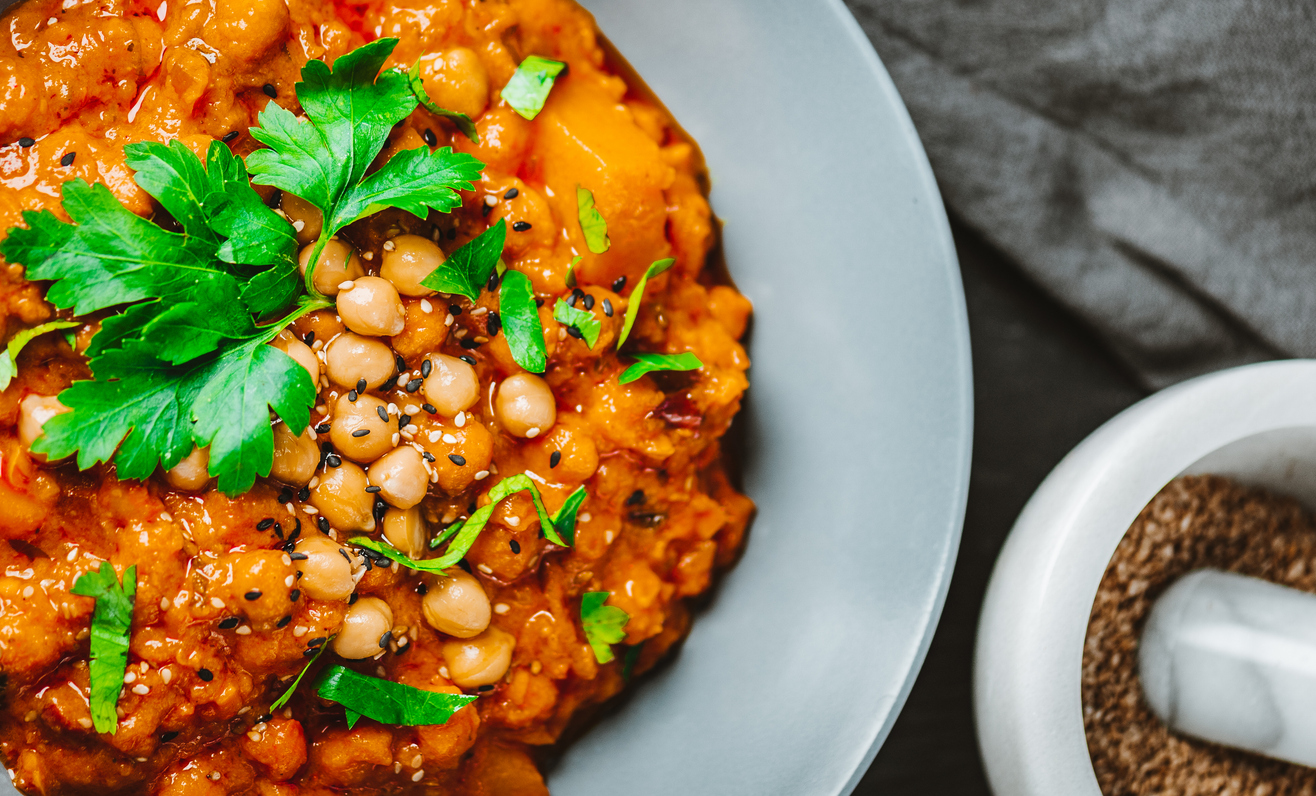 Vegan curry με ρεβύθια και γλυκοπατάτες