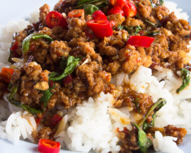 Κιμάς stir fry: Συνταγή με 5 υλικά και ρύζι ατμού