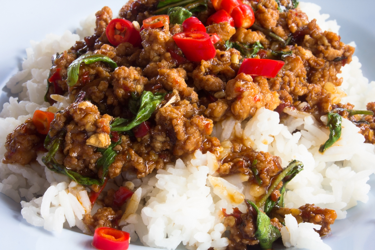 Κιμάς stir fry: Συνταγή με 5 υλικά και ρύζι ατμού