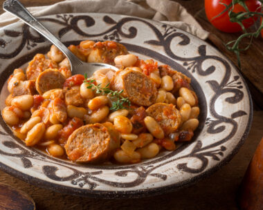 Cassoulet: Γαλλική φασολάδα φούρνου