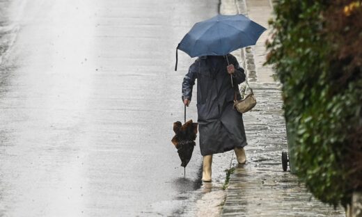 Έντονη βροχόπτωση στον Διόνυσο