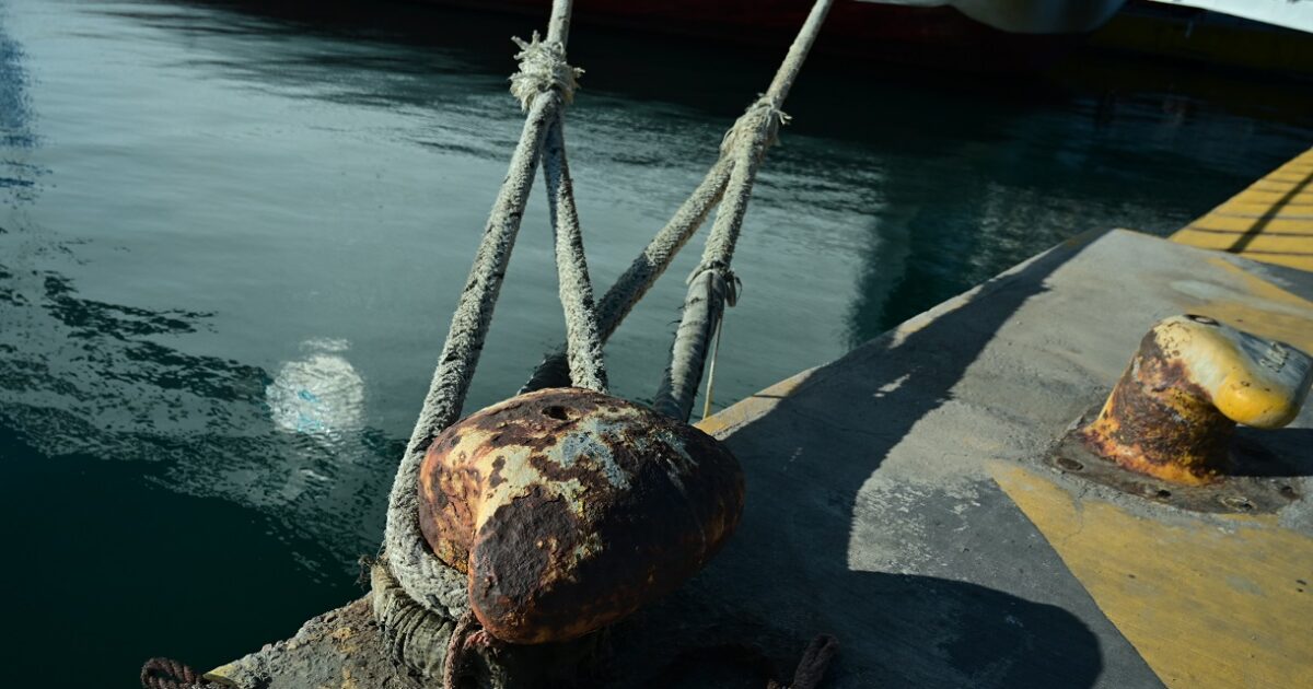 Mechanical Damage to Flying Cat III – sails to resource at reduced speed