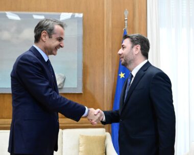Κυριάκος Μητσοτάκης και Νίκος Ανδρουλάκης