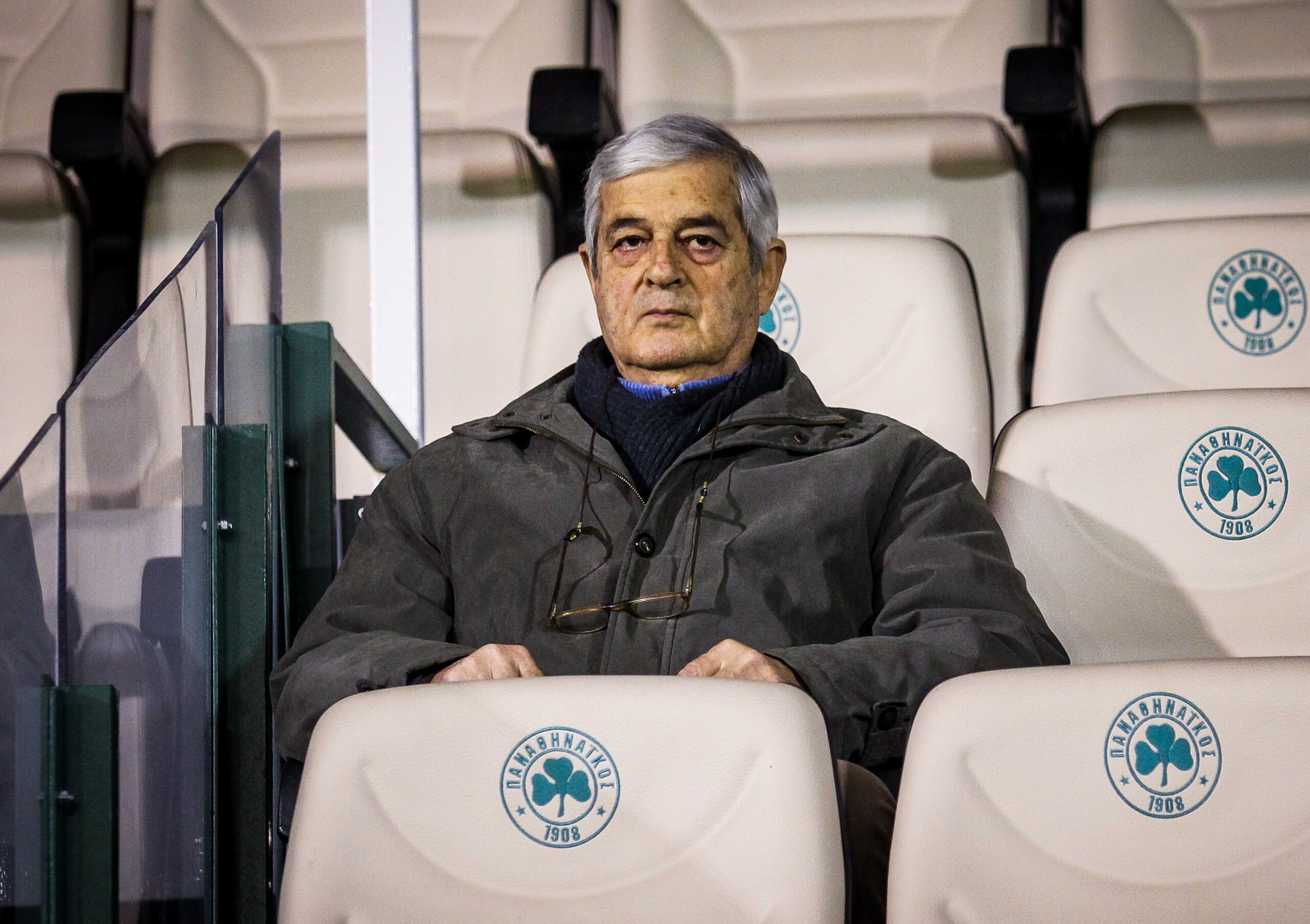 Τάκης Οικονομόπουλος
