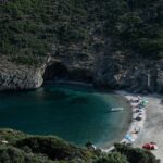 Παραλία Αλμυρίχι στην Νότια Έυβοια