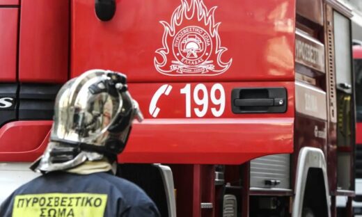 Φωτιά σε μονοκατοικία στη Θεσσαλονίκη