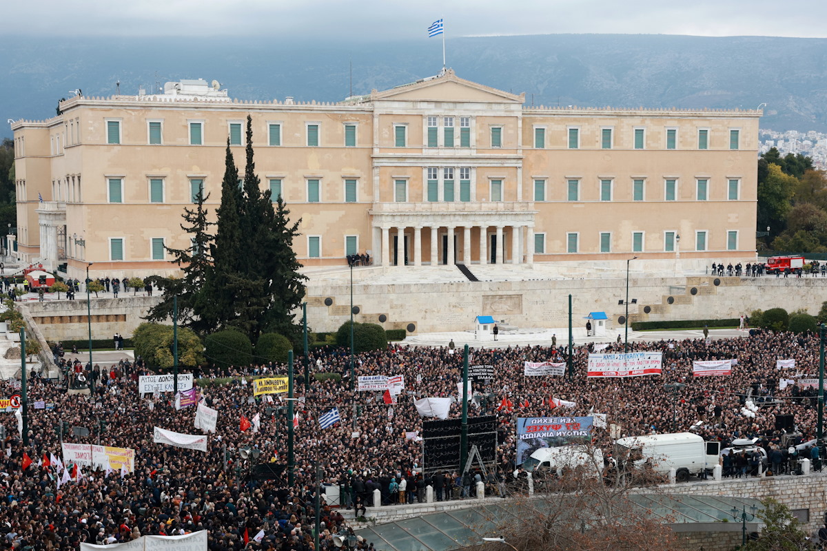 Συλλαλητήρια σε όλη τη χώρα για τα Τέμπη