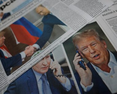  REUTERS